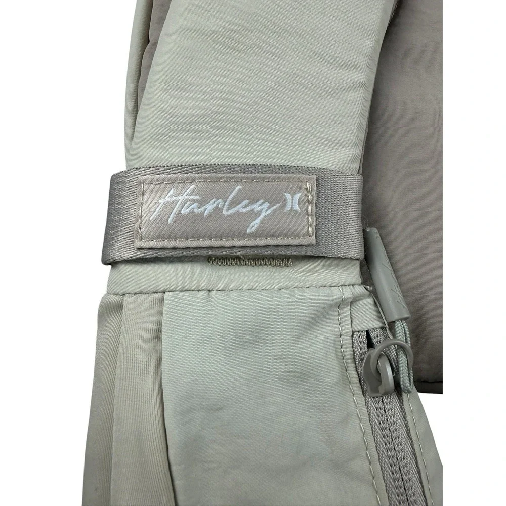 HURLEY Sling Backpack Crossbody One Size Light Gray Nylon WA7409
